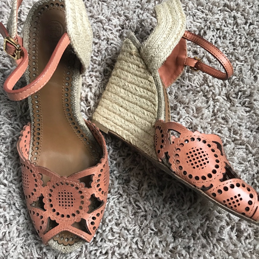 Beautiful Tory Burch wedges with laser cut leather